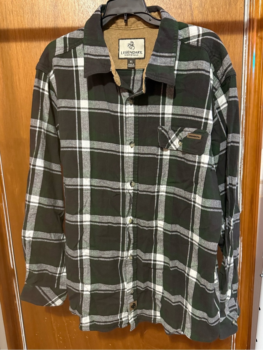 Legendary Whitetails Black, Green & White Plaid Button-Up Shirt